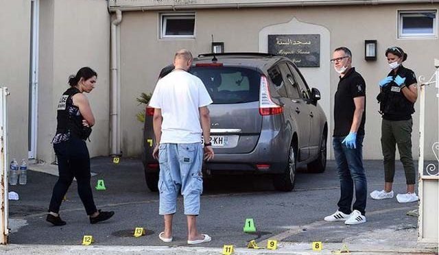 فرانس میں مسجد پر فائرنگ سے امام اور نمازی شدید زخمی