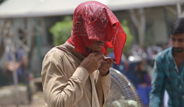 کراچی میں ہیٹ ویو کے باعث شدید گرمی، ایک شخص ہلاک