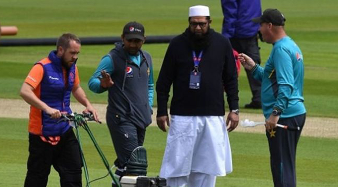 چیف سلیکٹر کی موجودگی ٹیم کیلیے تباہ کن ثابت ہوئی۔