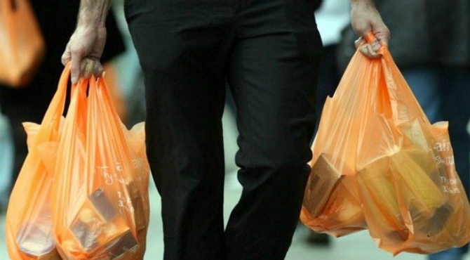 ’14 اگست سے اسلام آباد میں پلاسٹک بیگ کے استعمال پرپابندی ہوگی‘