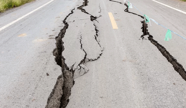زلزلہ: میرپورآزاد کشمیر میں آفٹر شاکس، جاں بحق افراد کی تعداد 50 ہوگئی