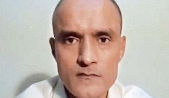 کلبھوشن یادیوکی بھارتی ڈپٹی ہائی کمشنر سے ملا قا ت