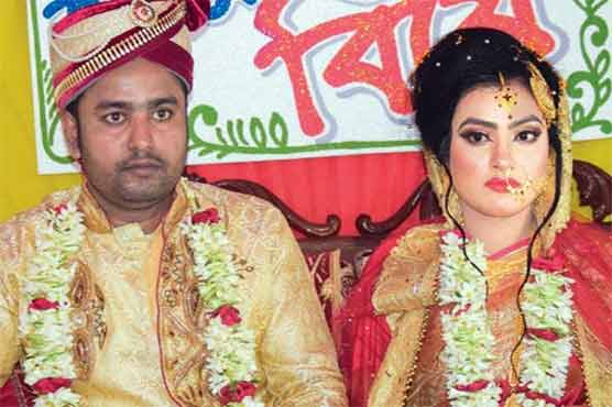 دلہن بارات لیکر دلہے کے گھر پہنچ گئی