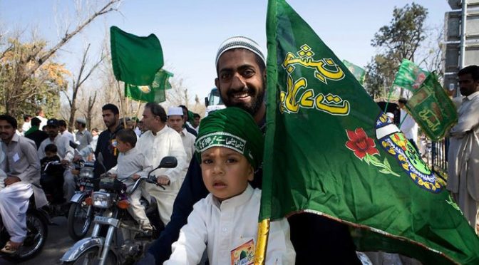 جشن آمد رسول ،ملک بھر میں جشن ولادتِ رسول عقیدت واحترام کے ساتھ منایا جارہا ہے