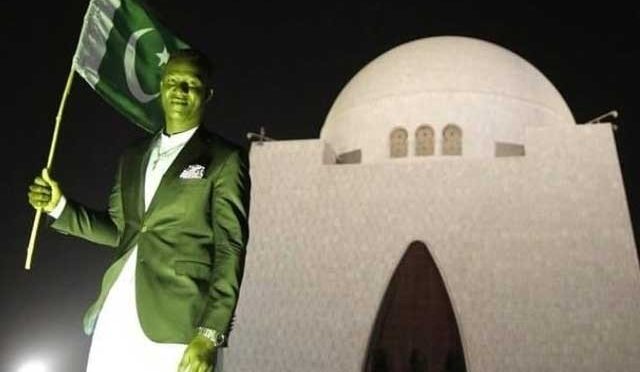 ڈیرن سیمی کو پاکستان کی اعزازی شہریت دینے کا فیصلہ