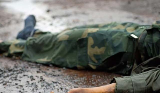 مقبوضہ کشمیر میں بھارتی فوج کے اہلکاروں کی ایک دوسرے پر فائرنگ، 2 ہلاک