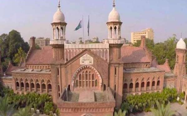 لاہورہائیکورٹ: تمام خواتین، معمولی جرائم میں ملوث قیدیوں کو رہا کرنے کا حکم