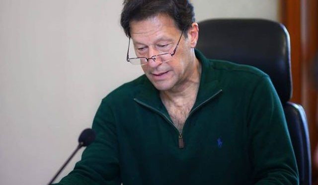 کورونا کے ساتھ لوگوں کے بھوک سے مرنے کا بھی خدشہ ہے، وزیراعظم