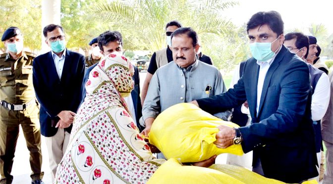 کرونا ٹیسٹ روزانہ10ہزار کرنے کا فیصلہ، تمام چیلنجز پر پورا اتریں گے،عثمان بزدار