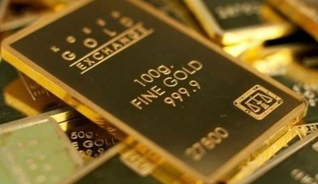 ملکی تاریخ میں پہلی بارسونے کی فی تولہ قیمت ایک لاکھ روپے سے تجاوز کر گئی