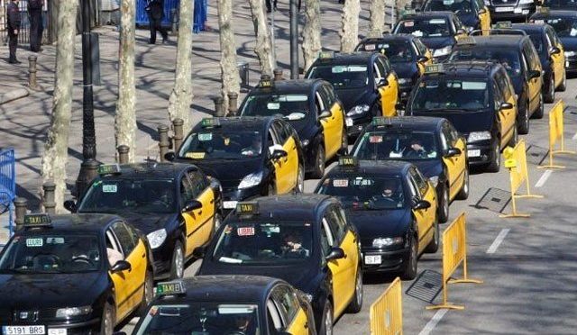 اسپین ؛ پاکستانی ڈرائیورز کی طبی عملے اور دوا کی ترسیل کیلیے مفت سفری خدمات