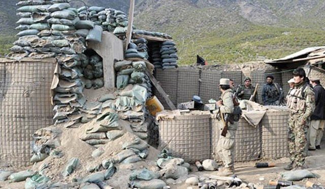 طالبان جنگجووں کے افغان فوج پر حملوں میں 19 اہلکار ہلاک، 22 زخمی