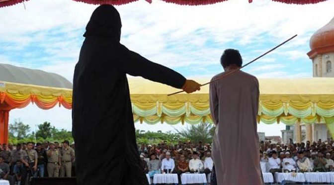 سعودی عرب میں بھی تبدیلی آگئی، کوڑے مارنے کی سزا ختم