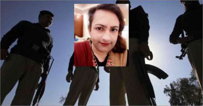 پنجاب پولیس میں پہلی بار خواجہ سرا پولیس اہلکار بھرتی ،برادری کے بھنگڑے