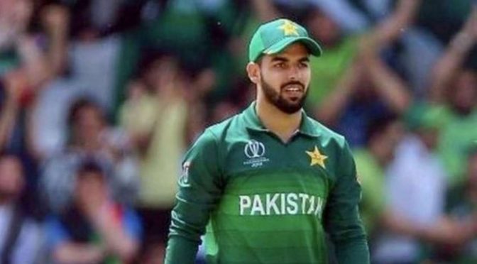 پاکستان کرکٹ ٹیم کے تین کھلاڑیوں کا کورونا ٹیسٹ مثبت آگیا