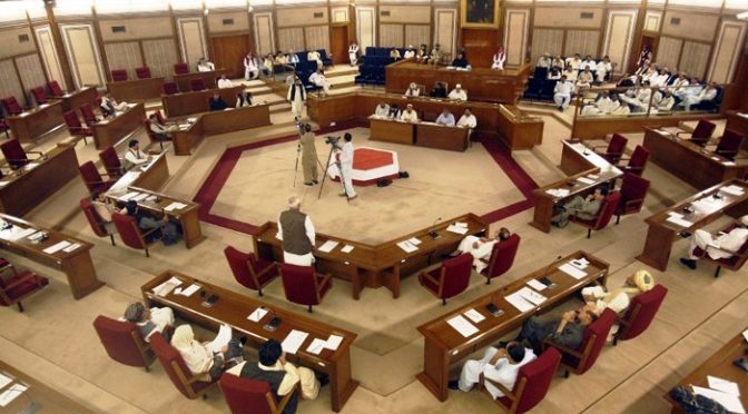 بلوچستان اسمبلی: اپوزیشن لیڈر کو ’ٹوپی ماسٹر‘ کہنے پر ایوان میں ہنگامہ