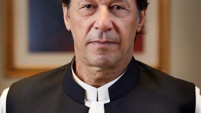 افواہیں دم توڑ گئیں وزیر اعظم کی تھپکی بزدارمزید مضبوط،کارگردگی شاندار ڈٹ کر کام کریں وزیراعظم کی وزیر اعلیٰ پنجاب کوہدایت