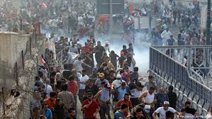فوج کی تعیناتی ،پورے امریکہ میں مظاہرین سڑکوں پر نکل آئے،ایک ہلاک سینکڑوں زخمی درجنوں گرفتار