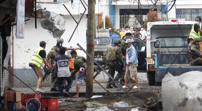 فلپائن میں بم دھماکے، خاتون خودکش بمبار سمیت 11 ہلاک ،درجنوں زخمی