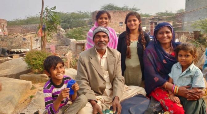 پاکستان چھوڑ کر بھارت جانے والے ہندو خاندان کے 11 افراد ہلاک