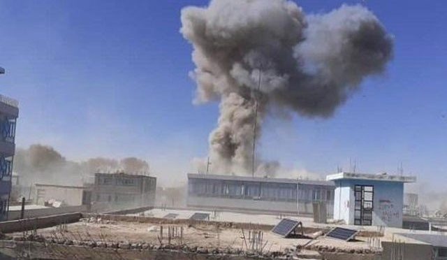 افغان فضائیہ کی بمباری میں 6 شہری، طالبان حملے میں فوجی پائلٹ اور پولیس چیف ہلاک