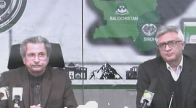 وزیر تعلیم شفقت محمود کا 18جنوری سے مرحلہ وار تعلیمی ادارے کھولنے کا اعلان