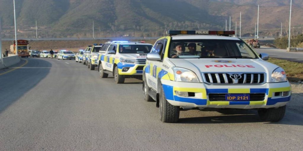 موٹر وے پولیس نے اہم شخصیت پروٹول نہ دینے کا فیصلہ کرلیا