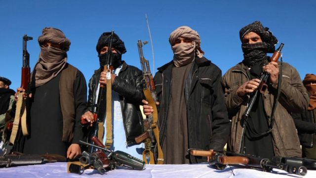 طالبان کا ایک ہفتے میں11 صوبوں پر قبضہ، غنی حکومت کا حصہ بننے سے انکار