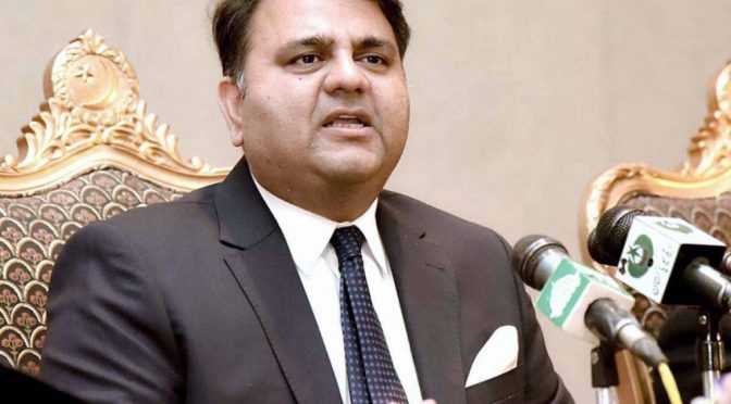 کرتار پور صاحب کے احاطے میں فوٹو شوٹ پر ماڈل سے معافی کا مطالبہ