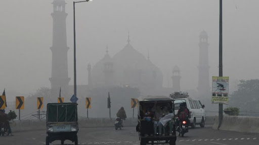 لاہور دنیا کے آلودہ ترین شہروں میںسرفہرست ،  ائیر کوالٹی انڈیکس 231 ریکارڈ