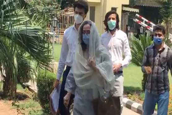 سرینا عیسیٰ نے نیب کو فروغ نسیم اور شہزاد اکبر کے خلاف شکایت درج کرا دی
