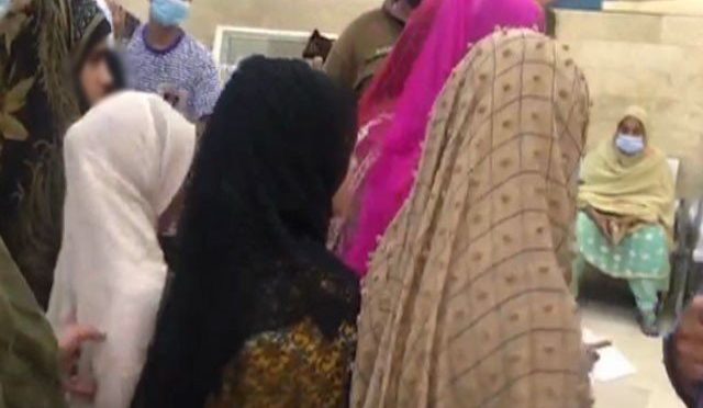 سرگودھا میں بااثر افراد نے مبینہ طور پر 3 سگی بہنیں اغوا کرلیں