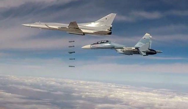 روسی طیاروں کی شام پر بمباری میں خاتون اور بچہ جاں بحق، 10 زخمی