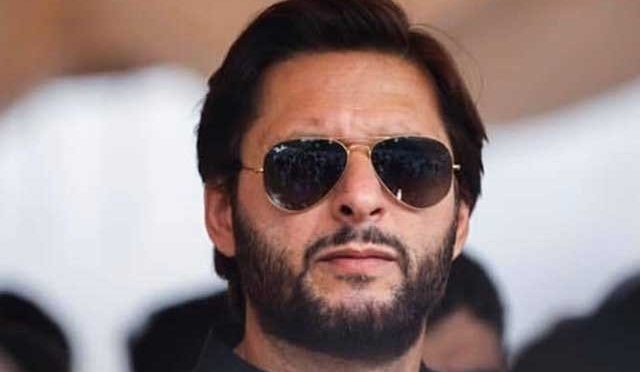 اولاد کی محبت میں اندھے نہ ہوں، نظر ضرور رکھیں، آفریدی کا والدین کے لیے اہم پیغام