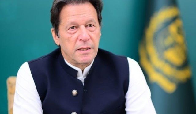 پاکستان میں غربت کے خاتمے کیلیے چینی ماڈل کی تقلید کرنا چاہتے ہیں، وزیراعظم