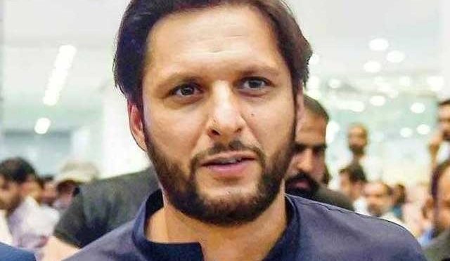 شاہد آفریدی کا کورونا ٹیسٹ مثبت آگیا، قرنطینہ میں چلے گئے