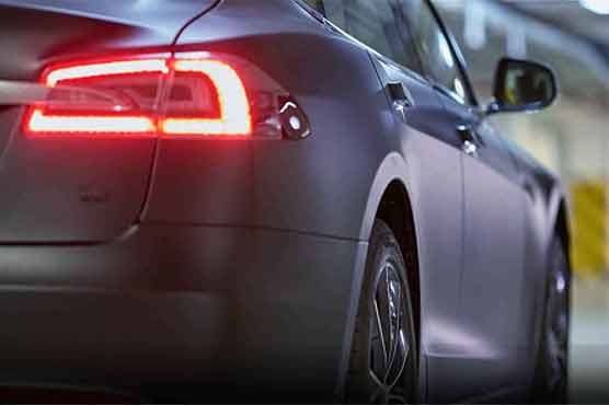خیبرپختونخوا: گاڑیوں کی رجسٹریشن فیس کم کرنے کے باوجود ریونیو میں مزید گراوٹ