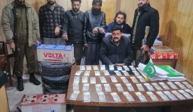 مری میں سیاحوں کی گاڑیوں سے بیٹریاں اورٹائر چوری کرنے والا گروہ گرفتار