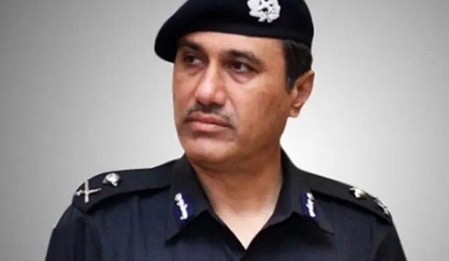 کراچی پولیس چیف کا عہدہ ایک مرتبہ پھرغلام نبی میمن کے حوالے کردیا گیا