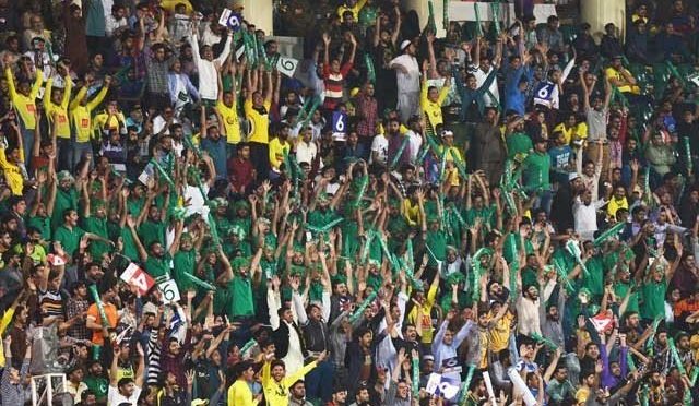 پی ایس ایل7: سو فیصد شائقین کو میچ دیکھنے کی اجازت دینے کا فیصلہ
