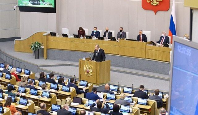 یوکرین کے 2 خطوں کو آزاد تسلیم کرنے کیلئے پارلیمنٹ کا پوٹن پر دباؤ