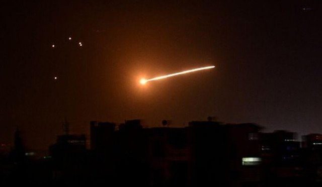 اسرائیل کا دمشق میں فوجی اڈے پر حملہ