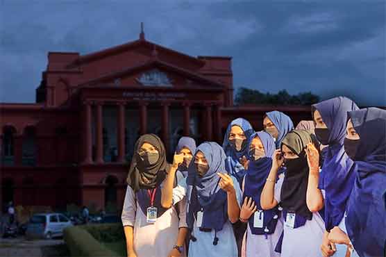 حجاب اسلام کا لازمی جزو نہیں، کرناٹک ہائیکورٹ نے متنازع فیصلہ سنا دیا