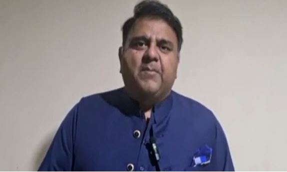وزیراعظم نے ملکی معیشت کو استحکام کیجانب گامزن کردیا، فواد چودھری