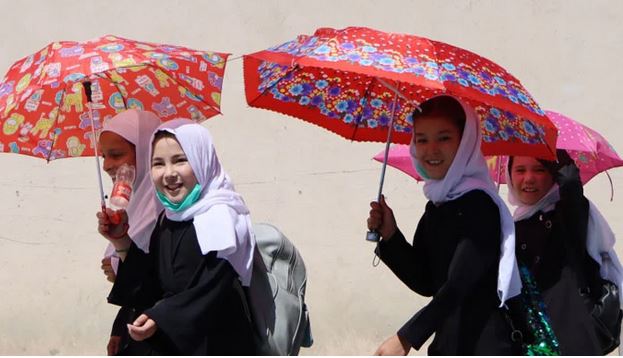 افغانستان: طالبان کا لڑکیوں کے اسکولز کھولنے کا اعلان