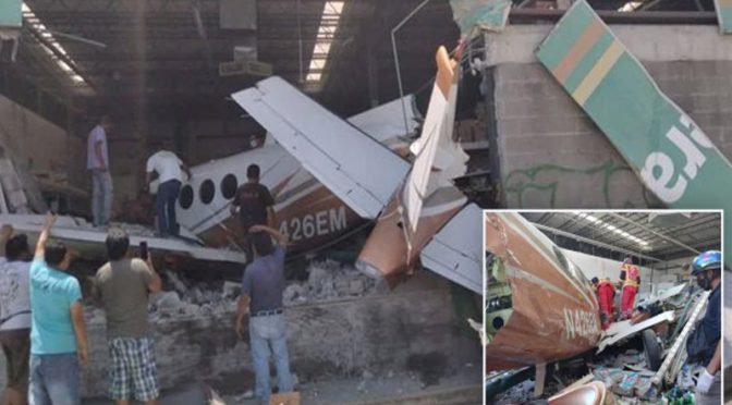میکسیکو: چھوٹا طیارہ سپر مارکیٹ میں تباہ ، 3 افراد ہلاک