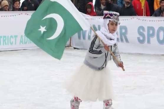 ہنزہ کی 4 سالہ ماہ نور صالح پاکستان کی کم عمر ترین ایتھلیٹ