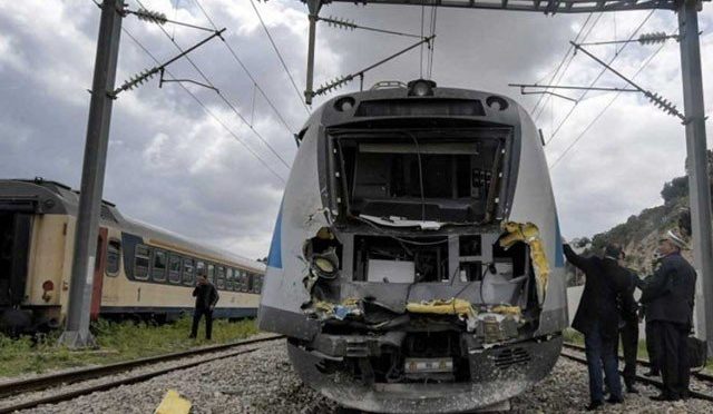 تیونس میں دو مسافر ٹرینوں میں تصادم، 95 افراد زخمی