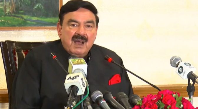 لڑائی گلی محلے تک پہنچ چکی ہے، شیخ رشید