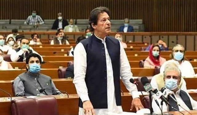 تحریک انصاف کے 123 اراکین قومی اسمبلی کے استعفے منظور